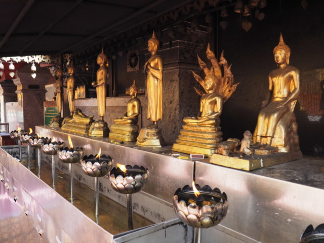 Buddhistický chrám Doi Suthep, Chiang Mai, Thajsko 2018